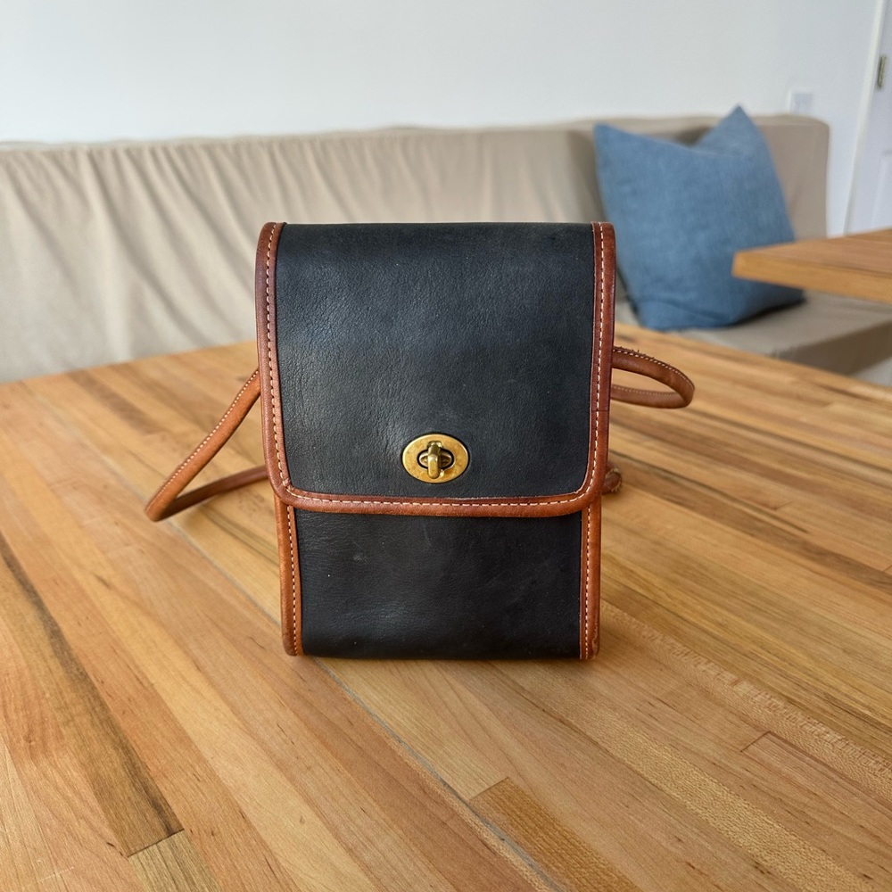 Vintage Coach Scooter Spectator in dark gray with tan contrast